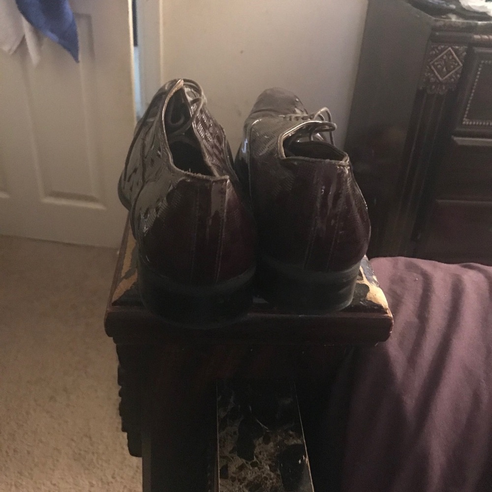 Shoe - Picture 6 of 6